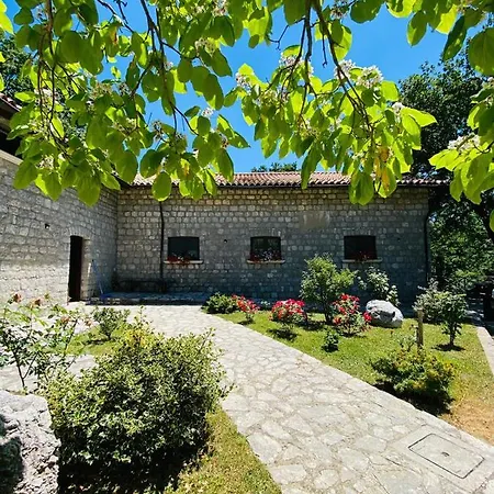 L'antico Rifugio Del Tasso Bed and breakfast *