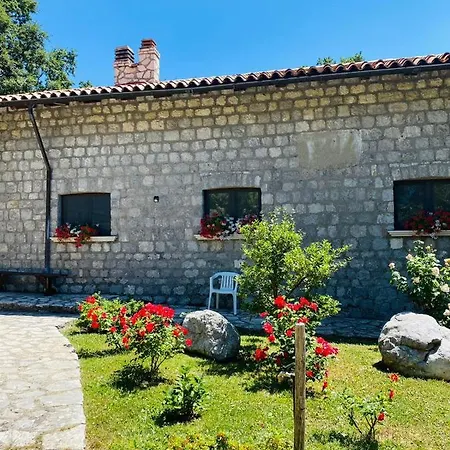 L'antico Rifugio Del Tasso Bed and breakfast